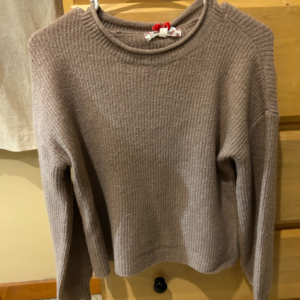 Long sleeve sweater